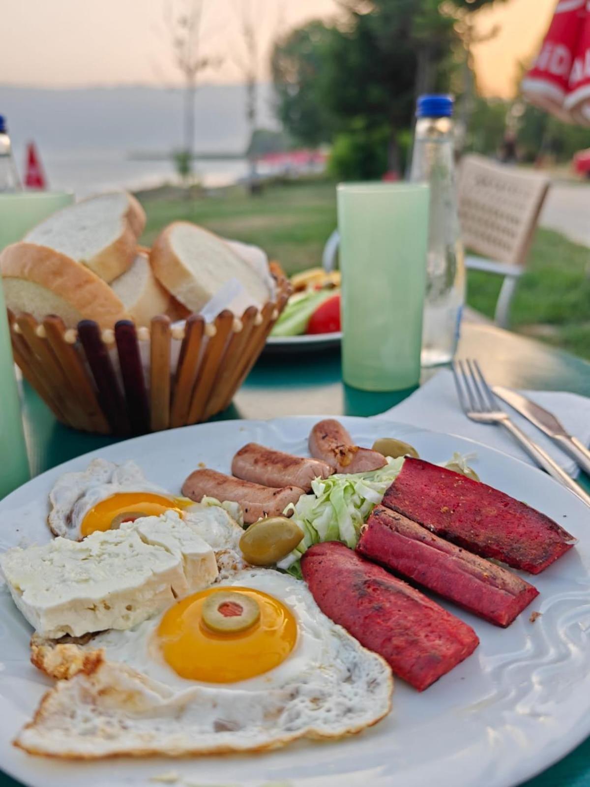 Hotel Ariston Struga Exterior foto